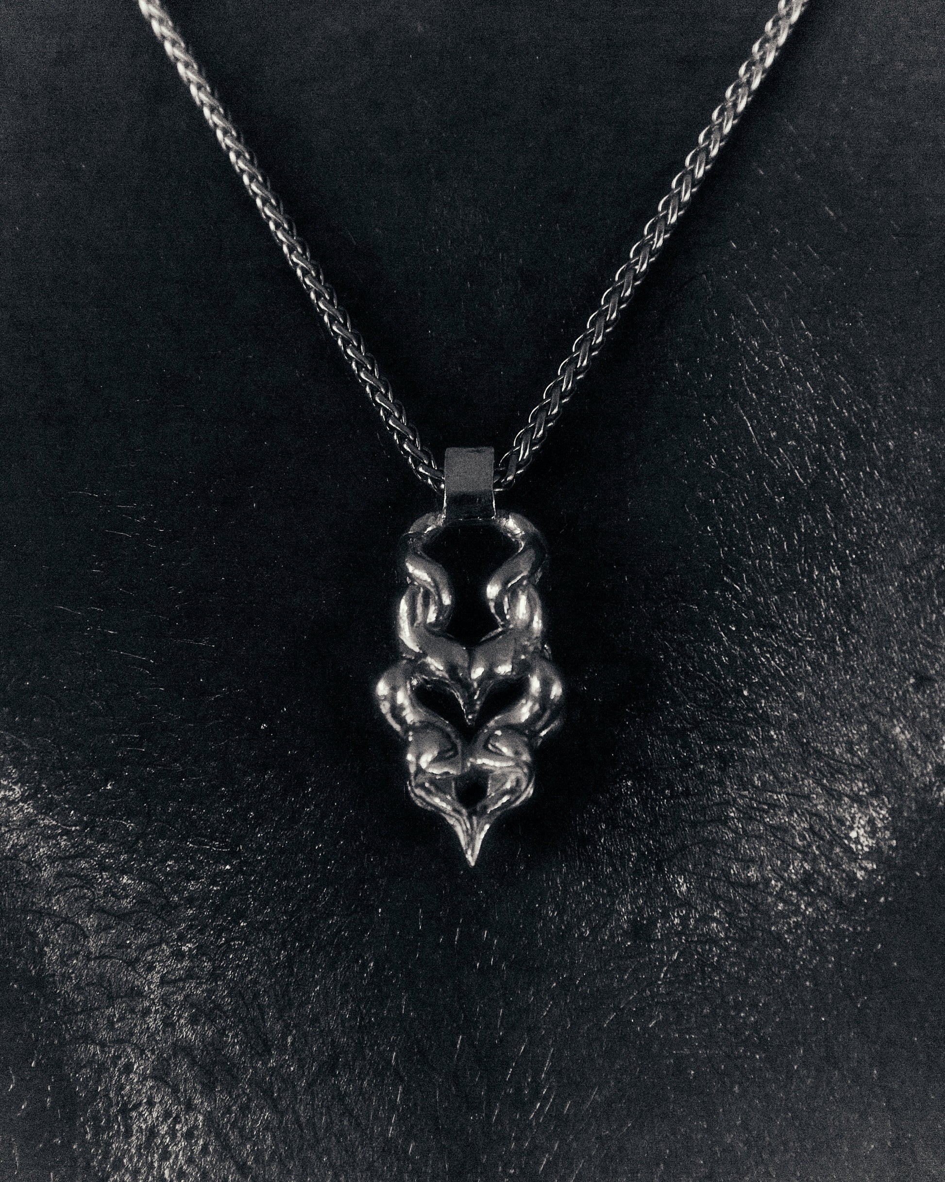 HEART HAVEN PENDANT